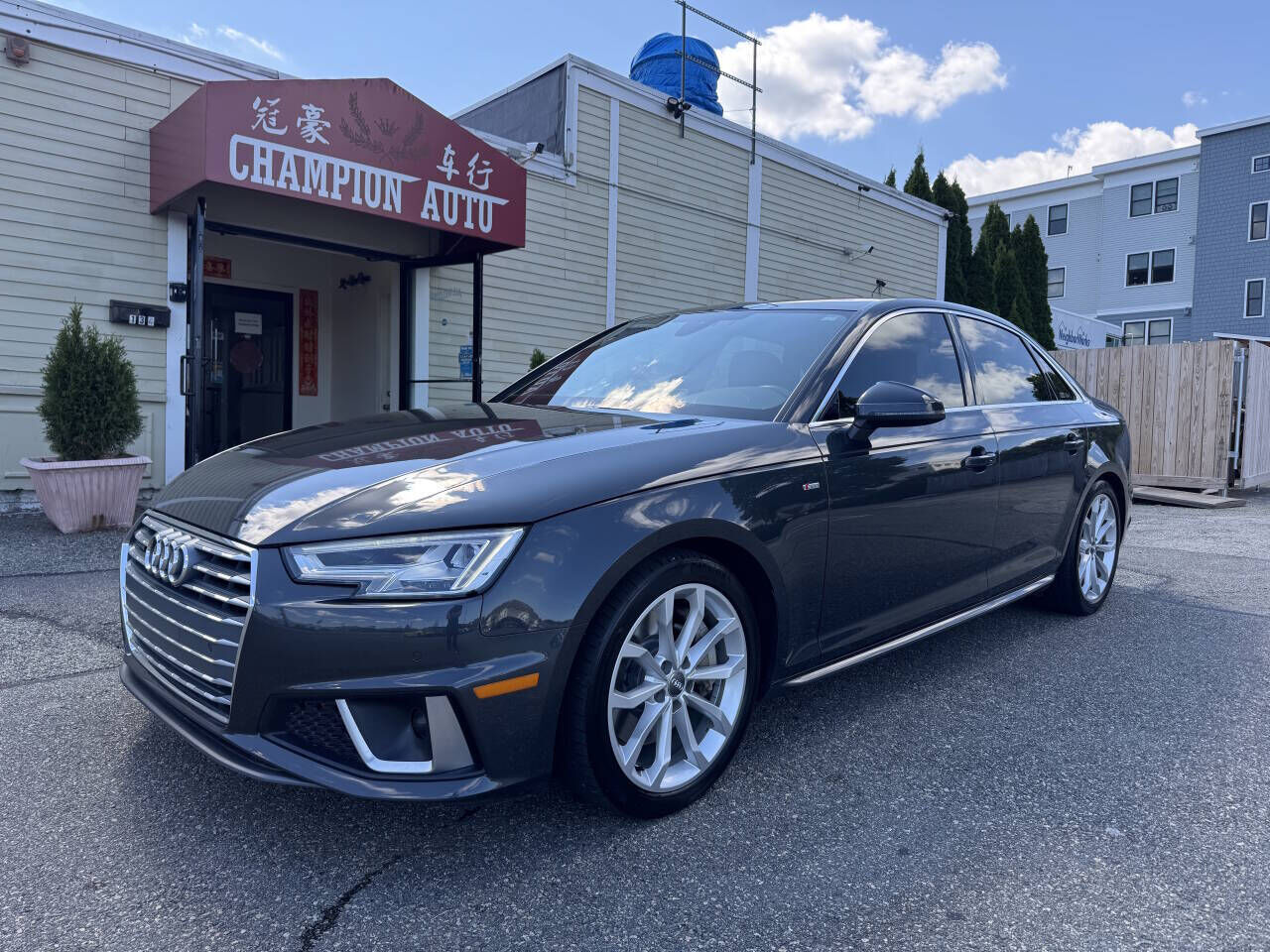 2019 AUDI A4