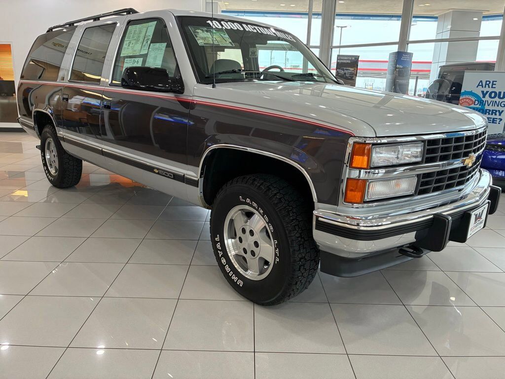 1993 CHEVROLET Suburban