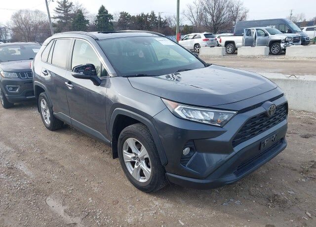 2019 TOYOTA RAV4