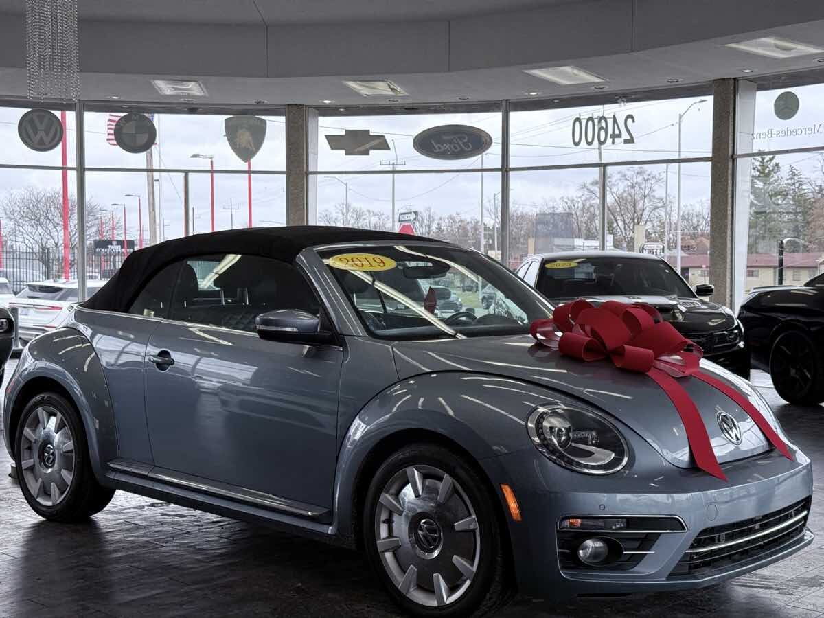 2019 VOLKSWAGEN Beetle