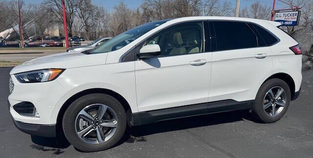 2023 FORD Edge