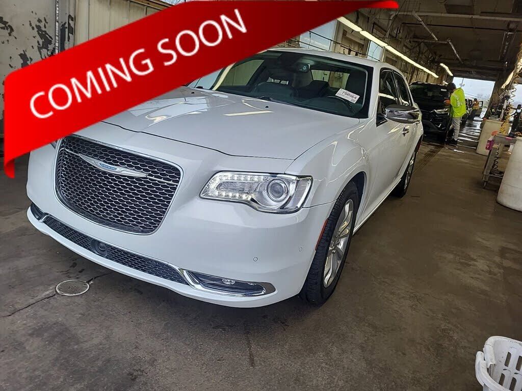 2017 CHRYSLER 300