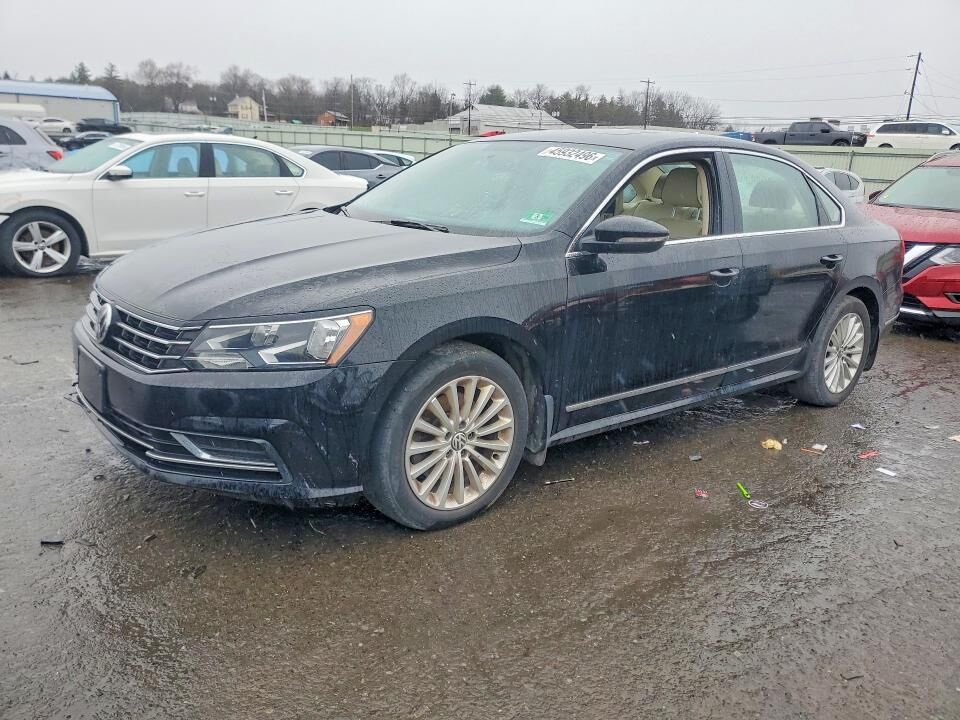 2016 VOLKSWAGEN Passat