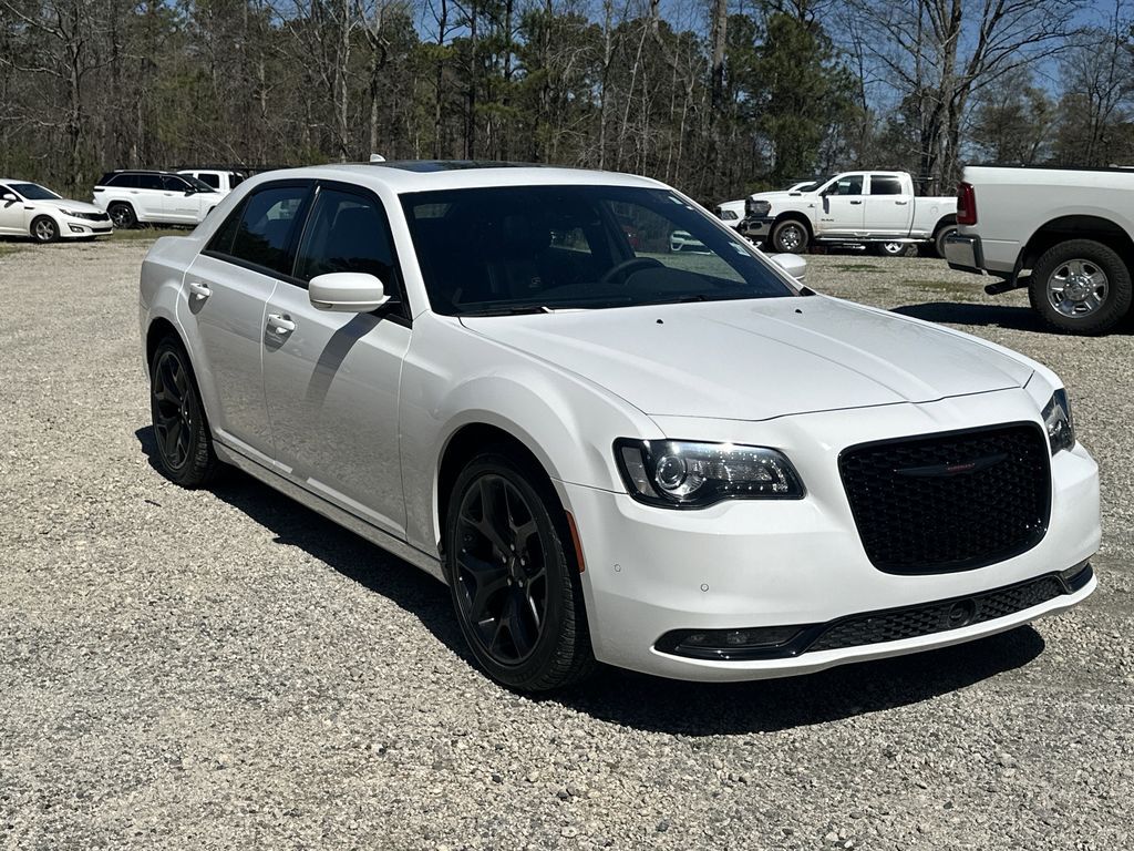 2023 CHRYSLER 300