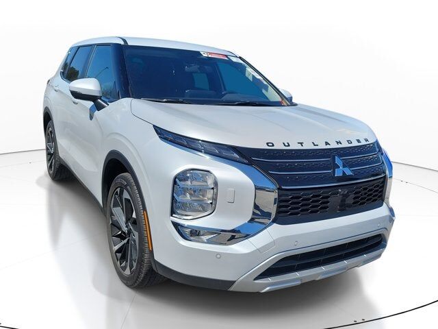 2024 MITSUBISHI Outlander