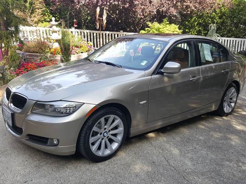2011 BMW 3 Series