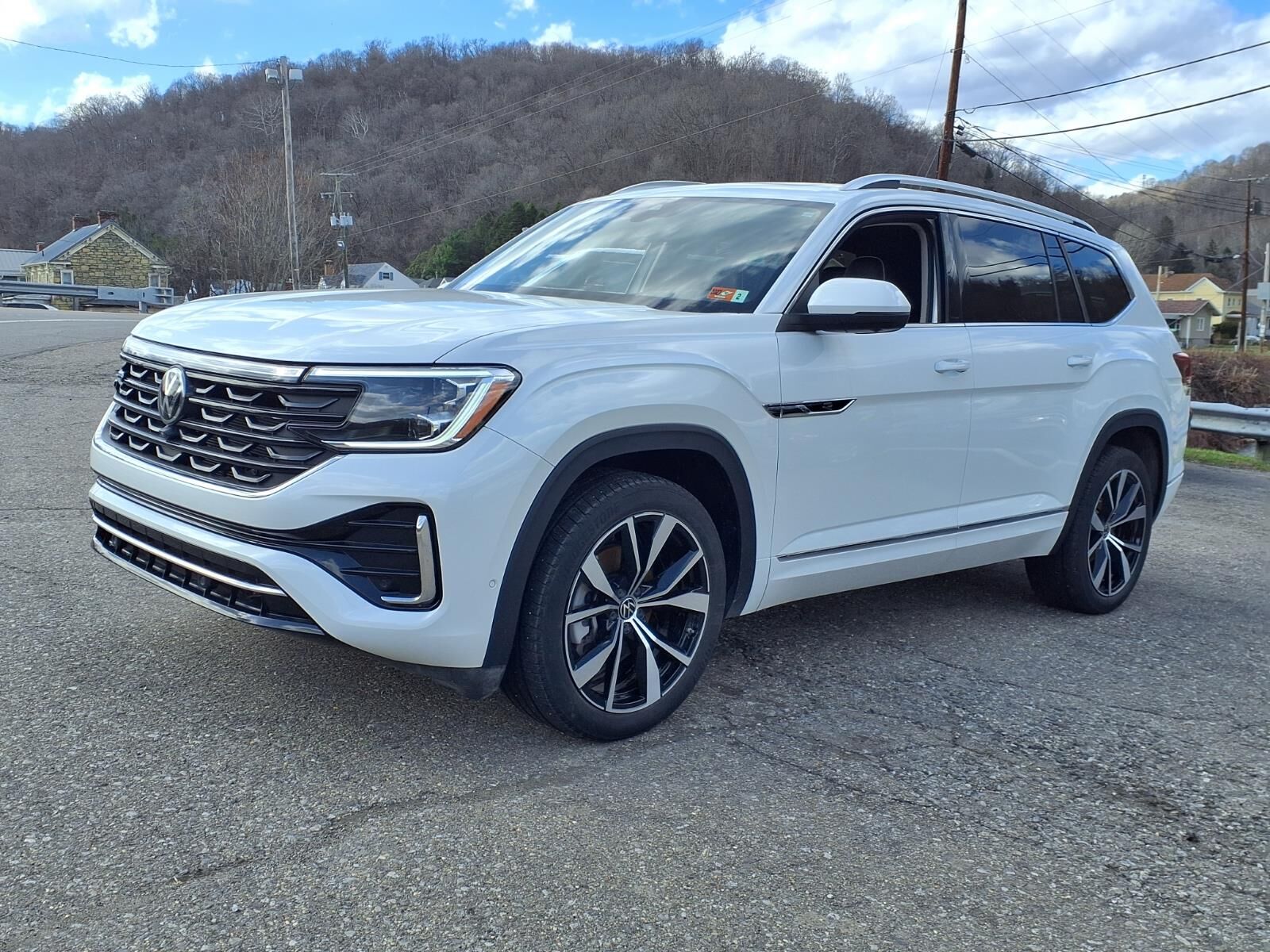 2025 VOLKSWAGEN Atlas