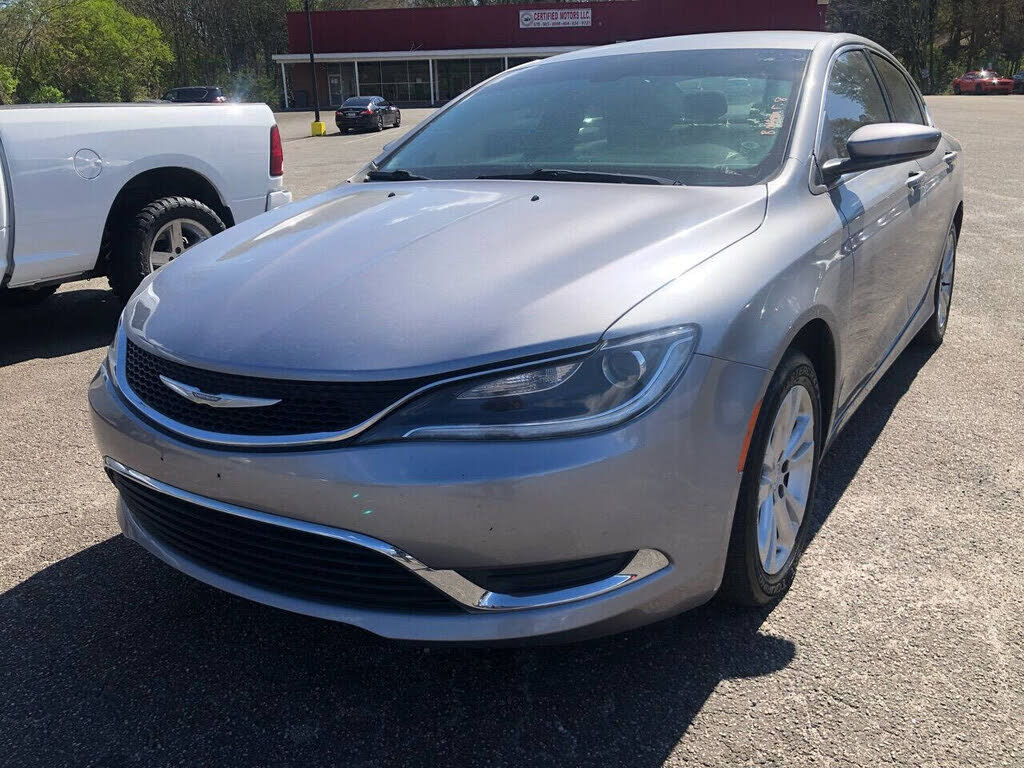2016 CHRYSLER 200