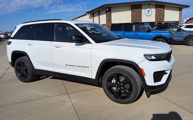 2023 JEEP Grand Cherokee