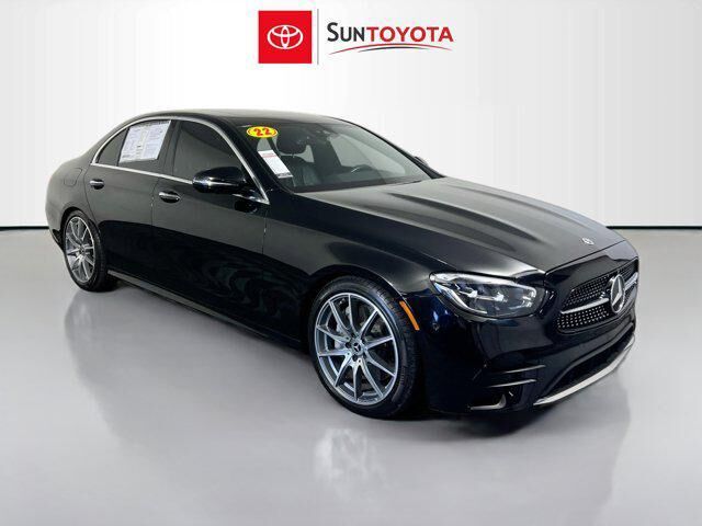 2022 MERCEDES-BENZ E-Class