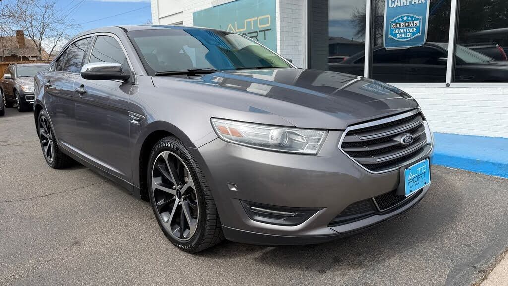 2014 FORD Taurus