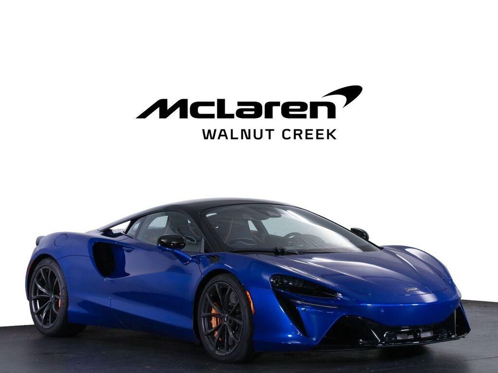 2023 MCLAREN ARTURA