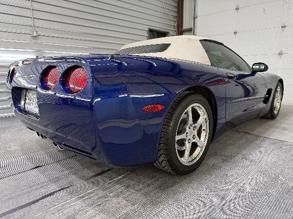2004 CHEVROLET Corvette