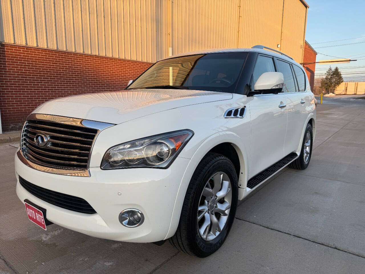 2012 INFINITI QX56