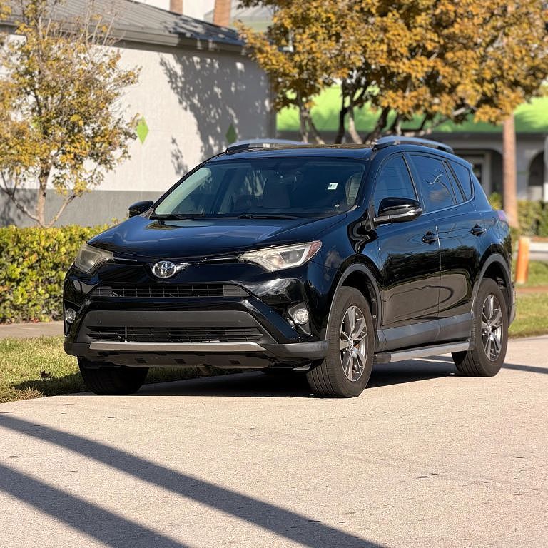 2016 TOYOTA RAV4