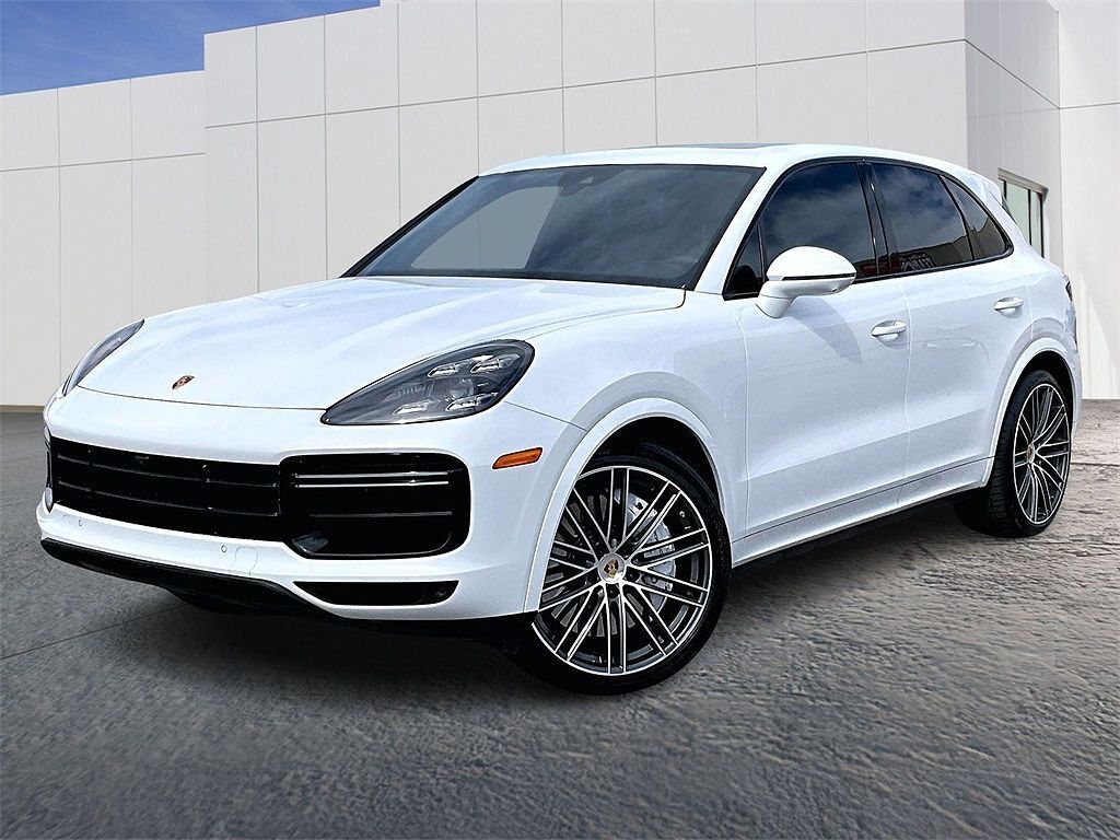 2020 PORSCHE Cayenne