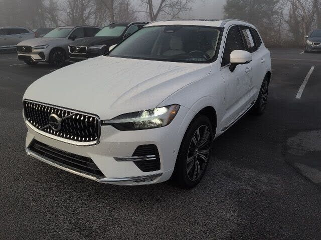 2023 VOLVO XC60