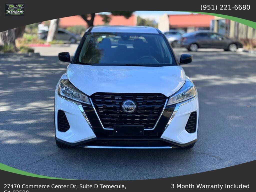 2023 NISSAN Kicks