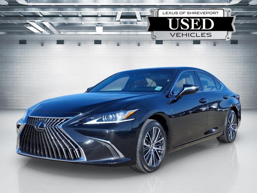 2022 LEXUS ES