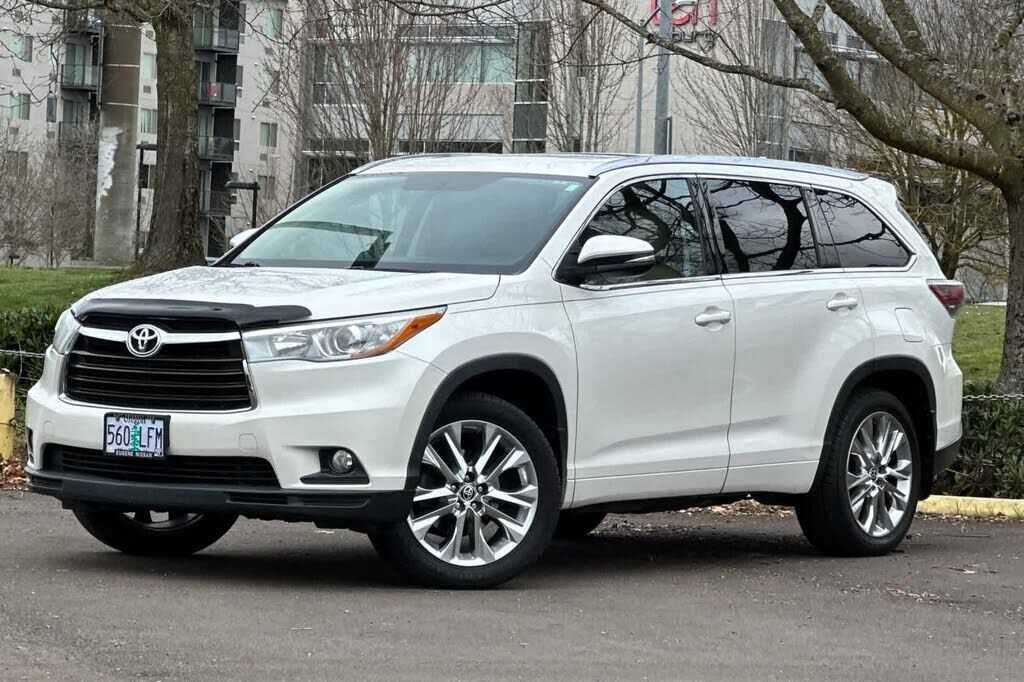 2015 TOYOTA Highlander
