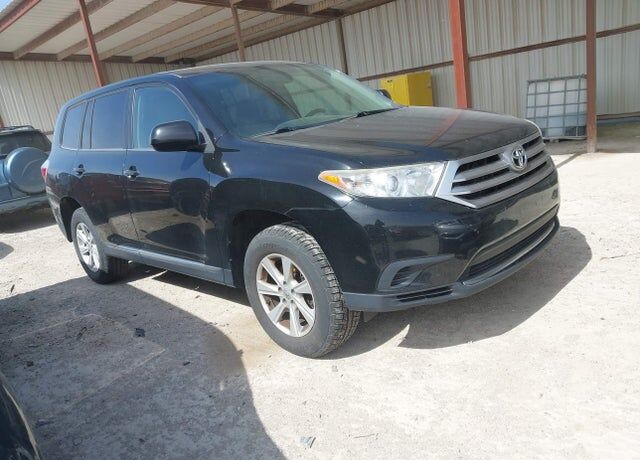2013 TOYOTA Highlander