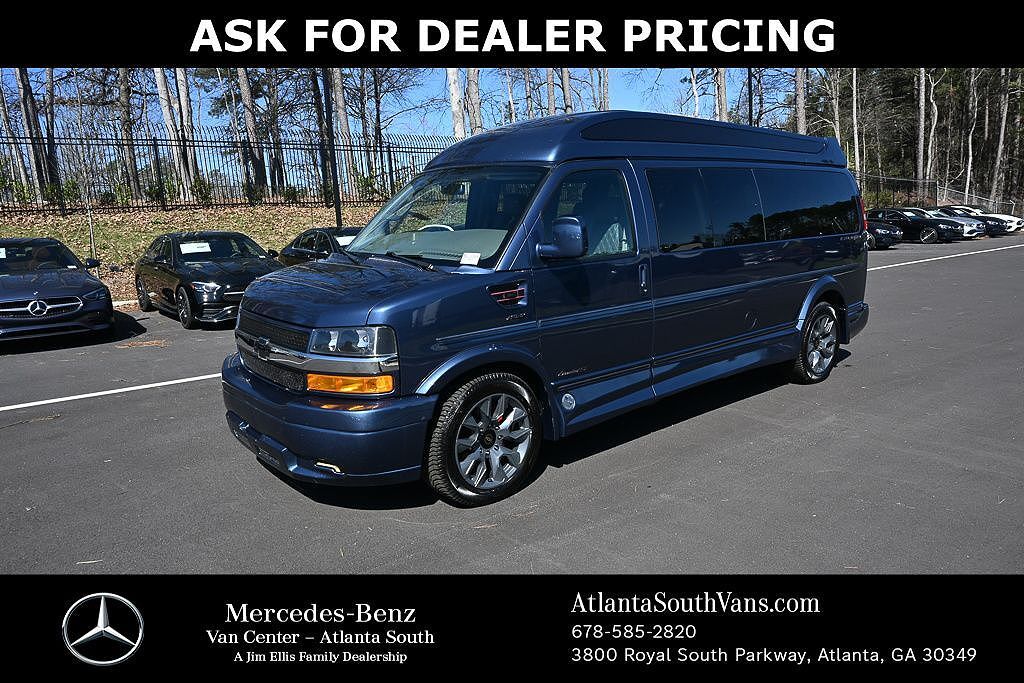 2023 CHEVROLET Express