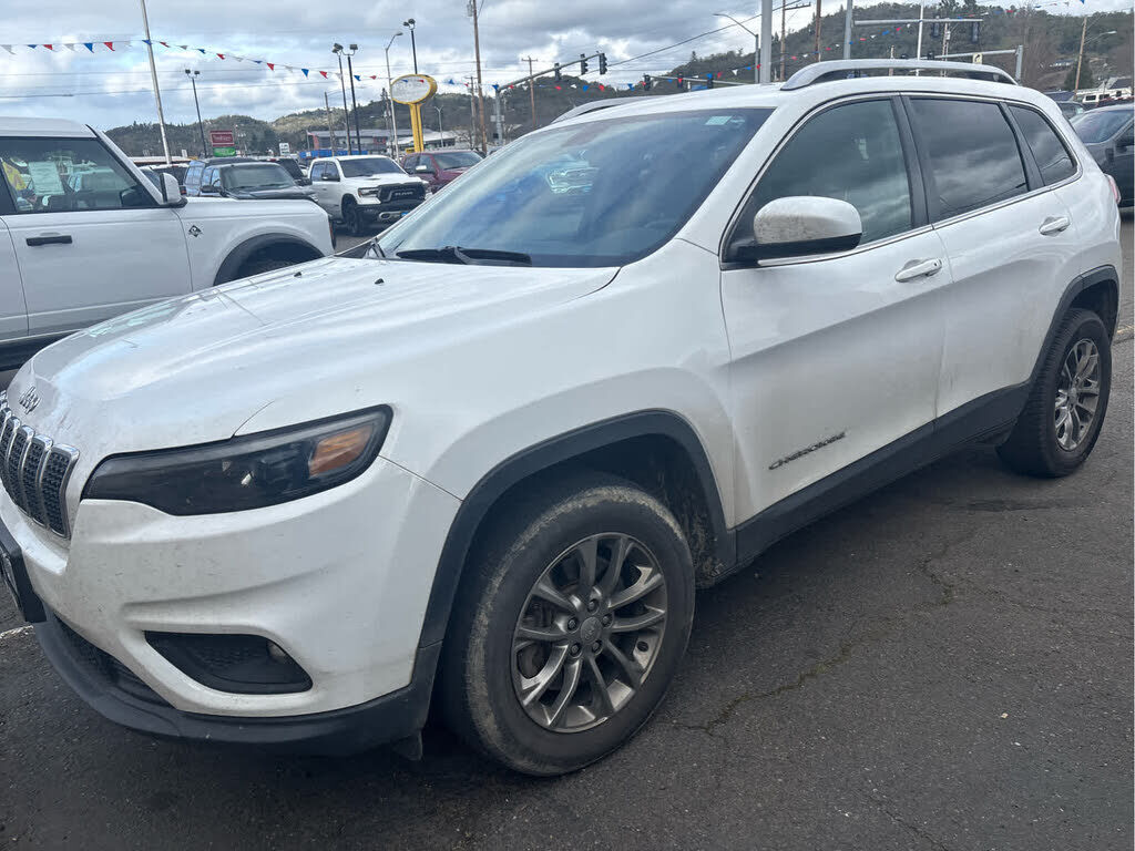 2020 JEEP Cherokee