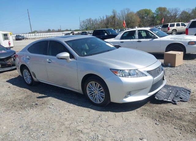 2013 LEXUS ES