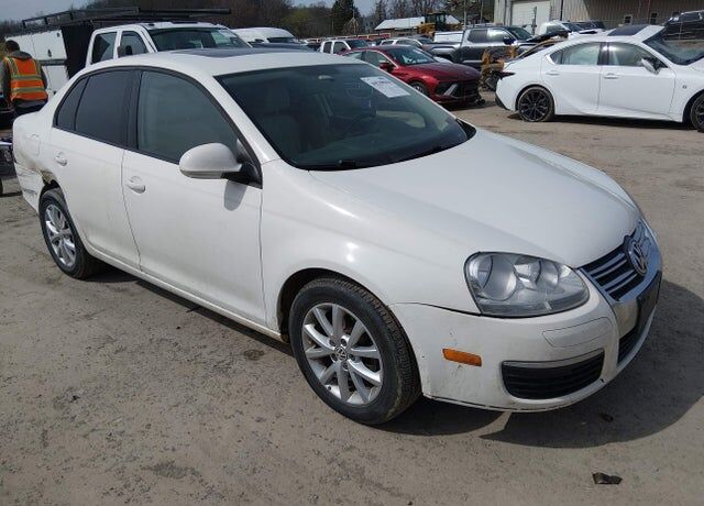 2010 VOLKSWAGEN Jetta