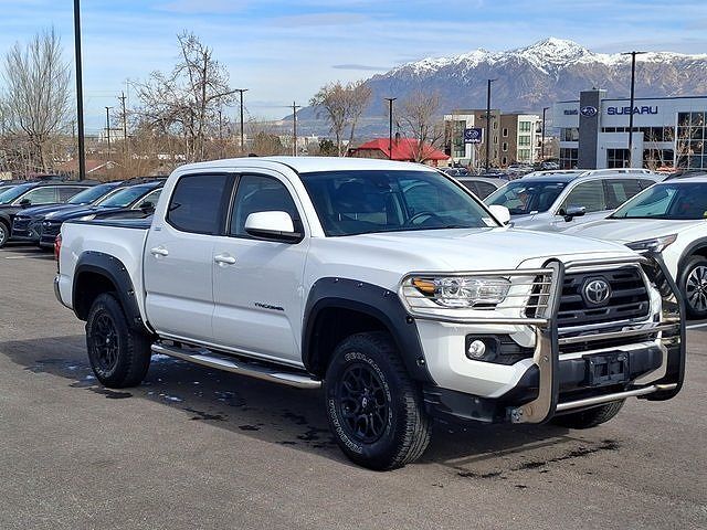 2019 TOYOTA Tacoma
