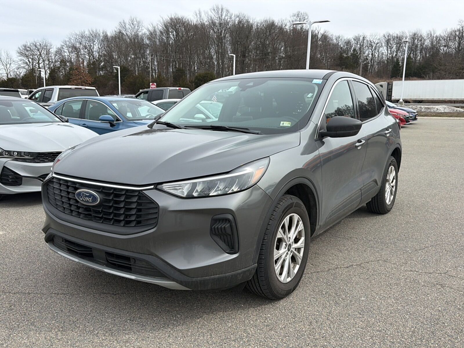 2024 FORD Escape