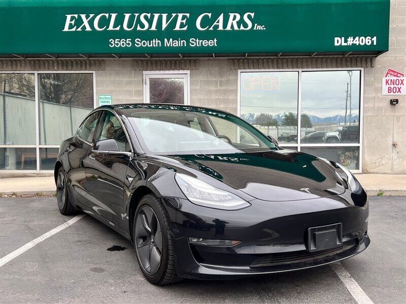 2018 TESLA Model 3
