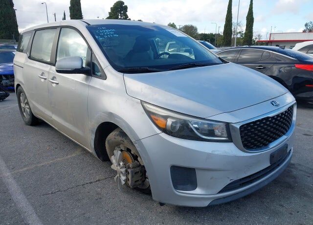 2015 KIA Sedona