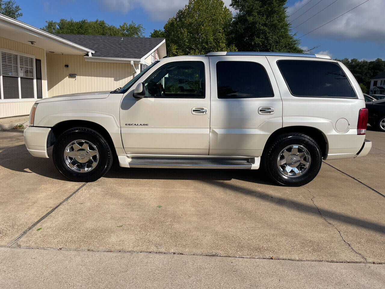 2005 CADILLAC Escalade