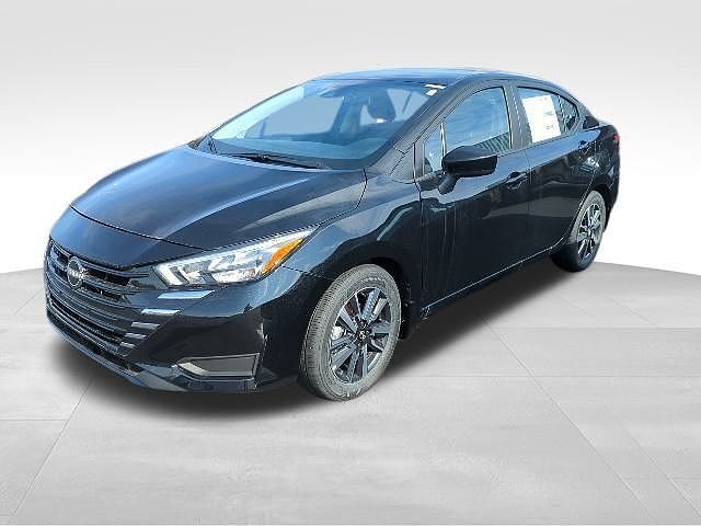 2025 NISSAN Versa