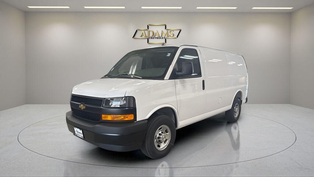 2025 CHEVROLET Express
