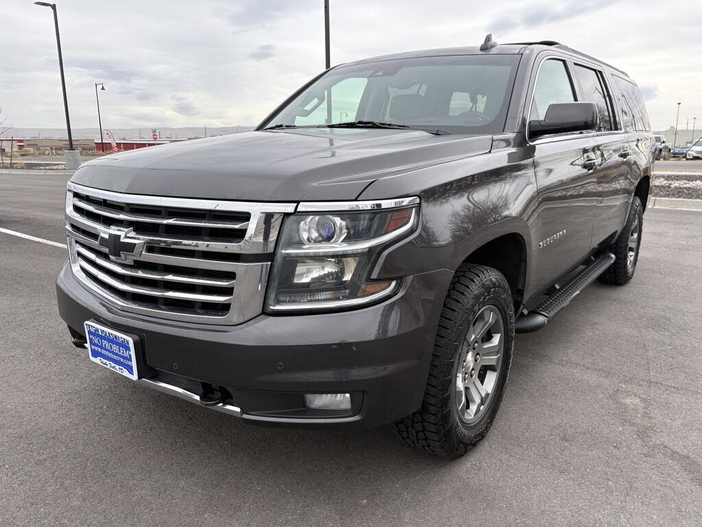 2017 CHEVROLET Suburban