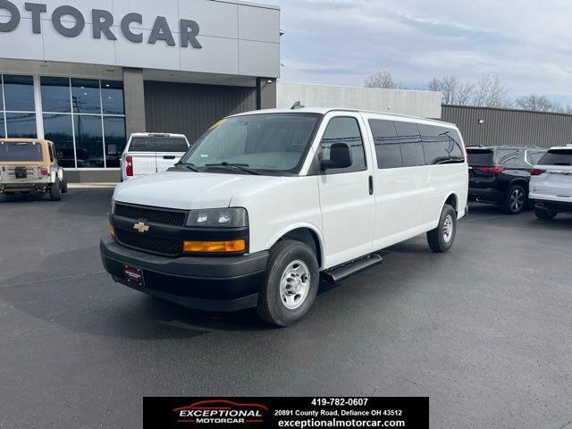 2023 CHEVROLET Express