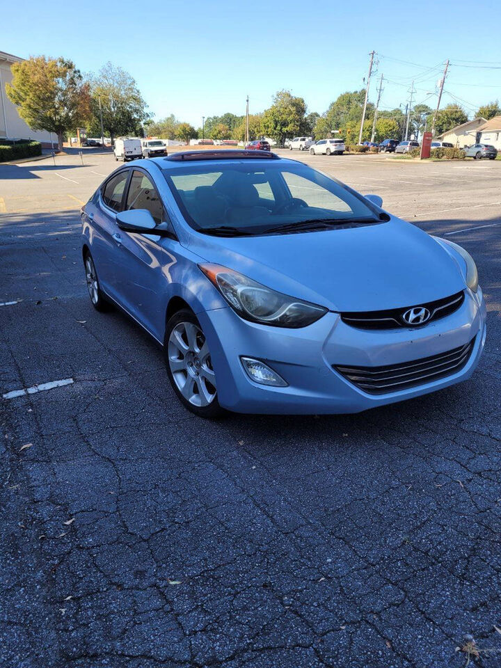 2013 HYUNDAI Elantra
