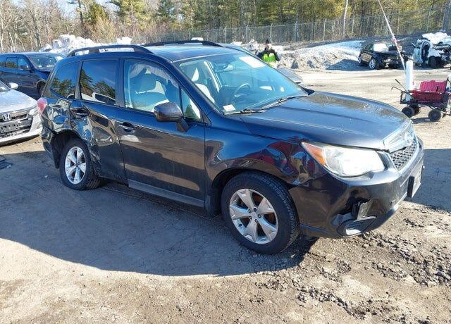 2015 SUBARU Forester