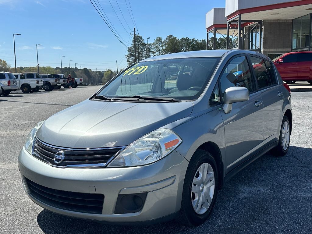 2011 NISSAN Versa