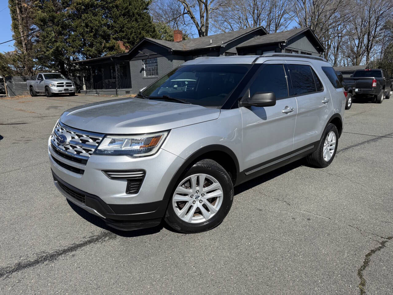 2019 FORD Explorer