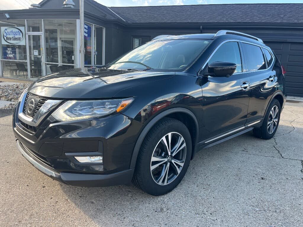 2017 NISSAN Rogue