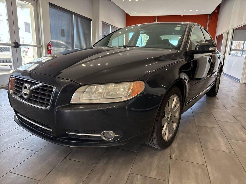 2010 VOLVO S80