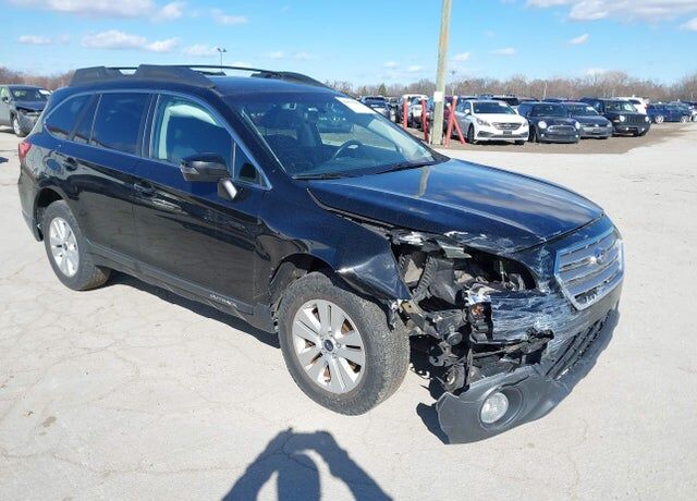 2015 SUBARU Outback