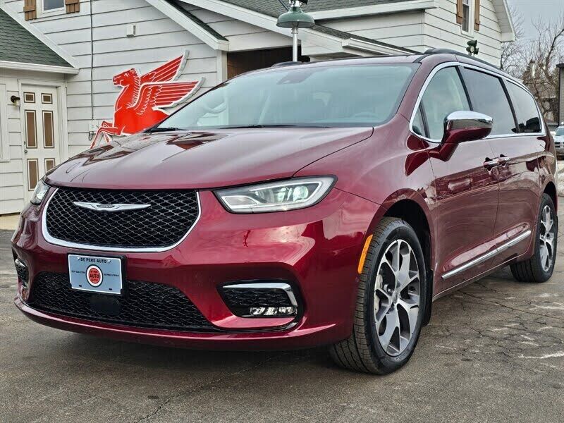 2022 CHRYSLER Pacifica