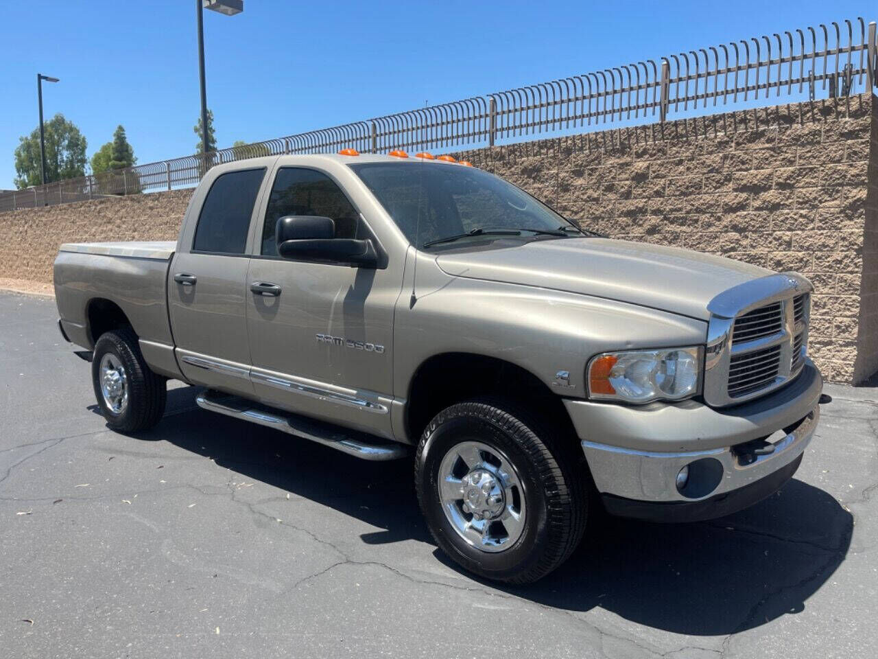 2004 DODGE Ram
