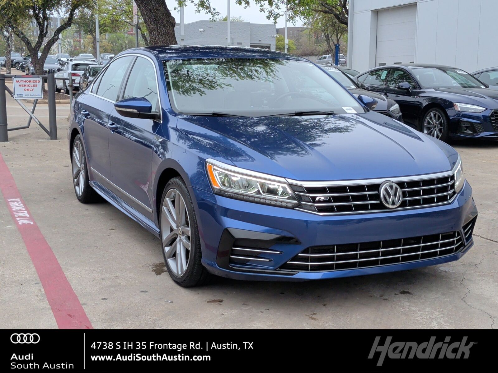 2017 VOLKSWAGEN Passat