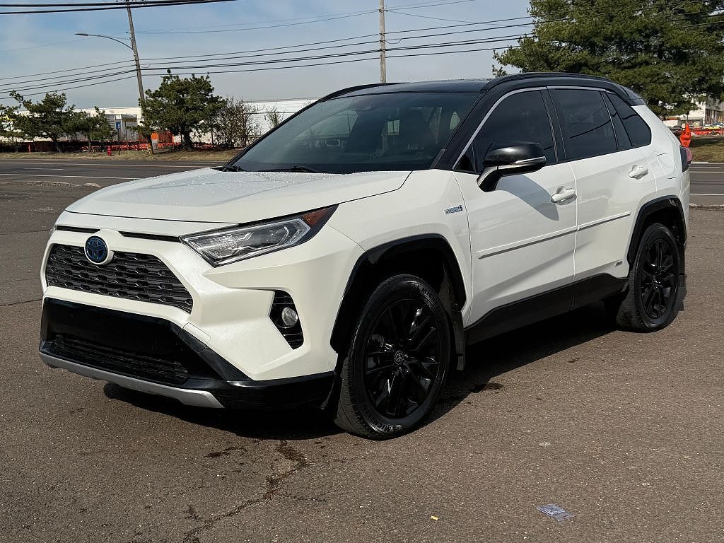 2019 TOYOTA RAV4
