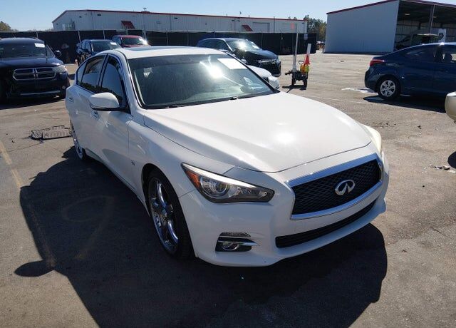 2017 INFINITI Q50
